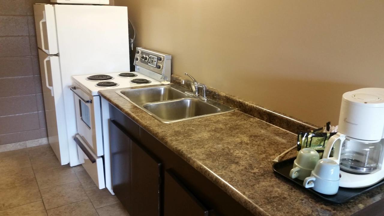 Alaskan Motel Fox Creek Bilik gambar