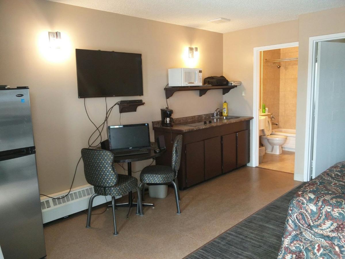 Alaskan Motel Fox Creek Luaran gambar